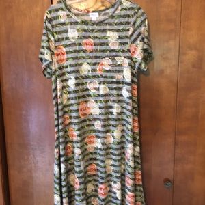 LuLaroe Carley size medium